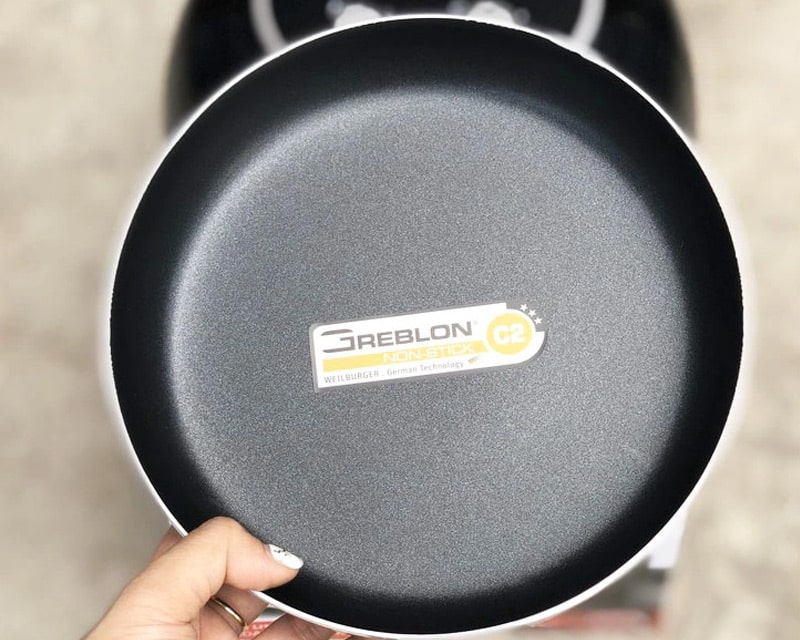 Lớp chống dính của chảo là chất gì? Grebon